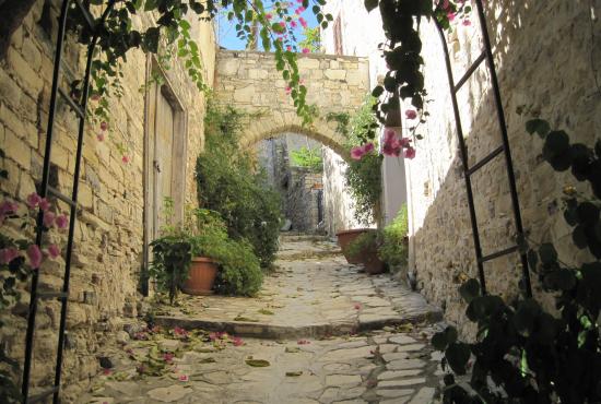 Larnaca – Lefkara Village, Aggeloktisti Church &amp; Larnaca Town