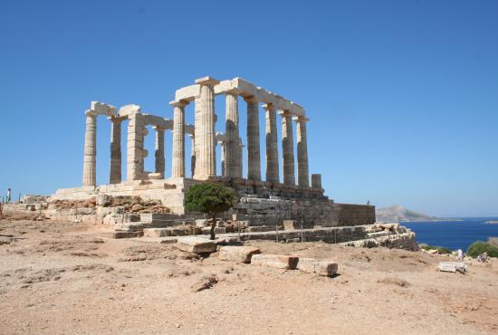 Piraeus Athens City Tour, Acropolis, lunch and Cape Sounio