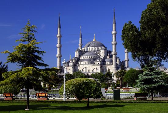Istanbul – Chora Museum, Blue Mosque, Grand Bazaar