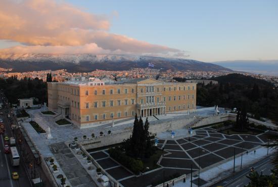 greek-parliament-1..jpg