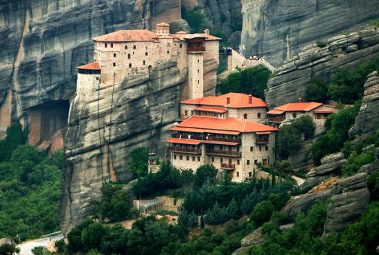 Volos-Meteora Monasteries with lunch