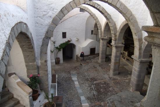 Patmos-Tour to The Monastery of St-John &amp; Grotto, Kambo, Lambi
