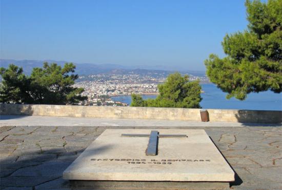 Excursion to Venizelos Tombs, Therissos – Chania city 