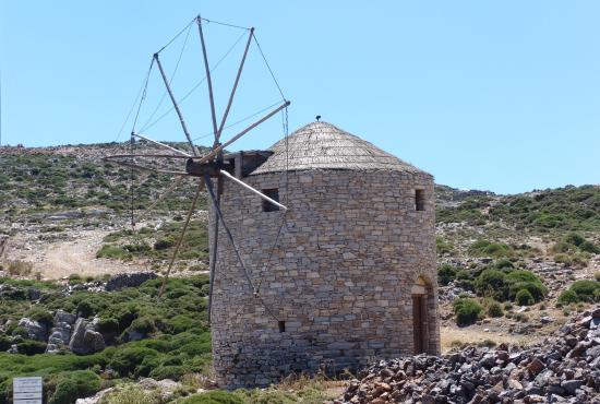 Afternoon walk in Naxos