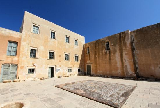 Afternoon walk in Naxos