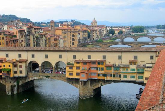 ial6florence_ponte_vecchio.jpg