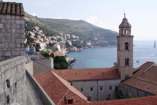 Dubrovnik Sightseeing Tour Monuments from the past