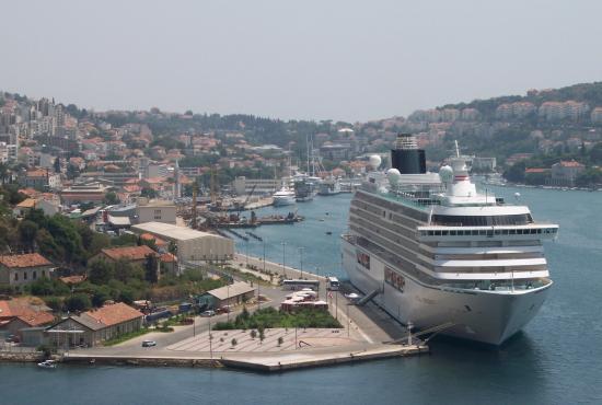 Dubrovnik Sightseeing Tour Monuments from the past