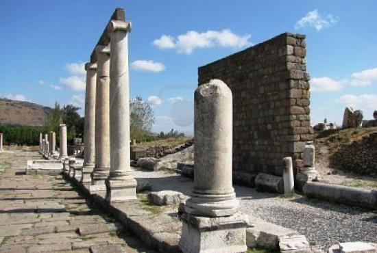 4709290-pergamon-asclepion-ancient-street-with-columns.jpg