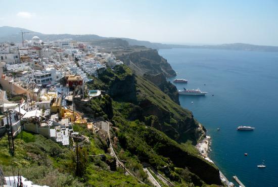 Island hopping package 4 days Athens-Santorini-Syros-Mykonos-Athens 