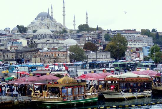 istanbul_suleymaniye_camii_and_beyazit_from_galata_bridge_turkey.jpg