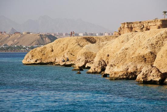 El Sheikh port-Glass bottom boat