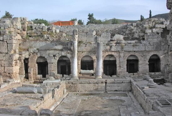 Tour from Piraeus to Ancient Corinth with photo stop in Corinth Canal