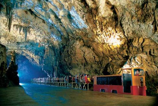 Tour to Postojna Caves and Ljubljana 