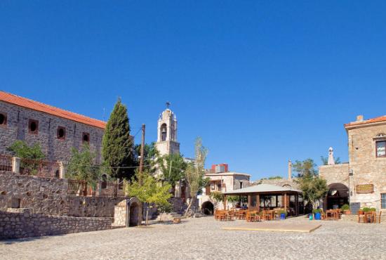 Chios: Tour to Nea Moni Monastery,Avgonima  and Medieval Anavatos 