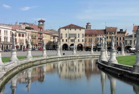 Padua and Brenta Riviera Sightseeing Tour