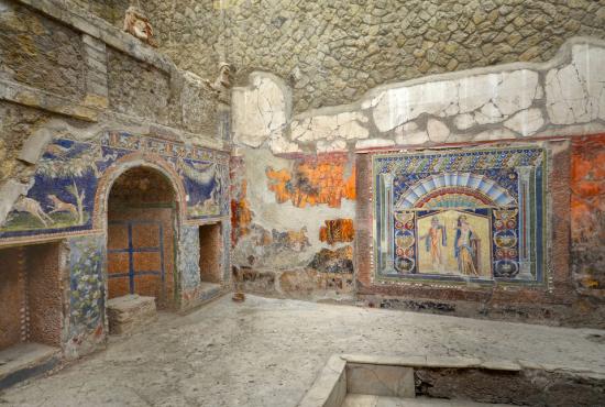 Herculaneum Half Day Tour