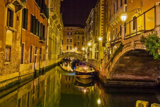 Daytime Gondola Ride Tour