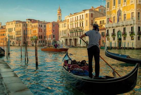 Evening Gondola Ride Tour