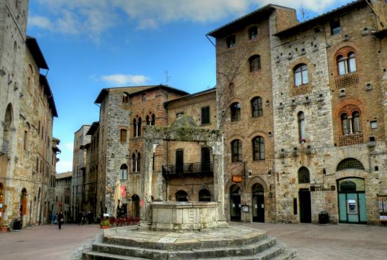 Siena, San Gimignano and Farmhouse Tour