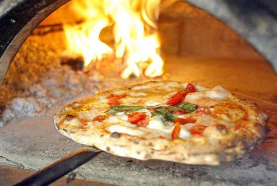 Pizzas and Piazzas Half Day Tour