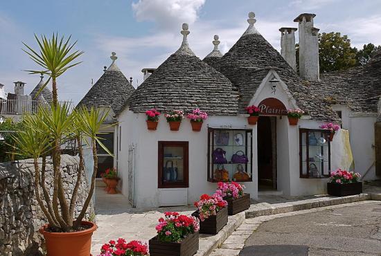 Charming Alberobello Tour