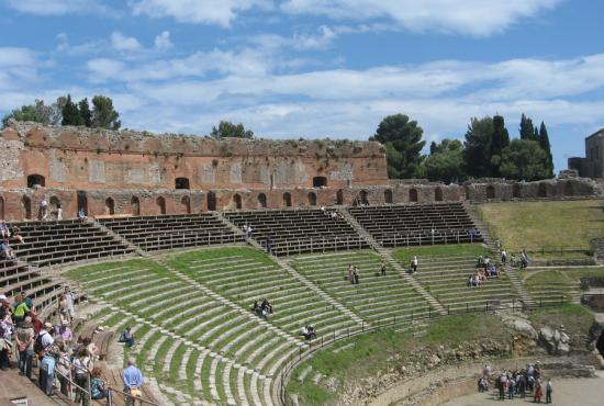 Taormina and Greek Theatre Tour