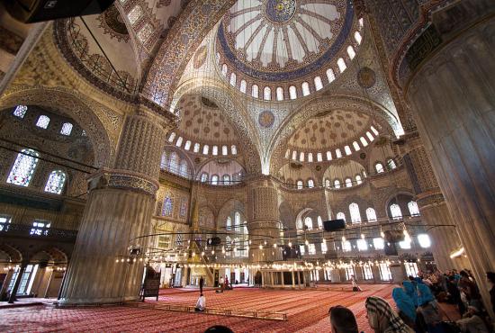 Inside_Blue_Mosque_3.jpg