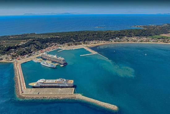 Katakolo-town-Zakynthos-Cruises-2.jpg