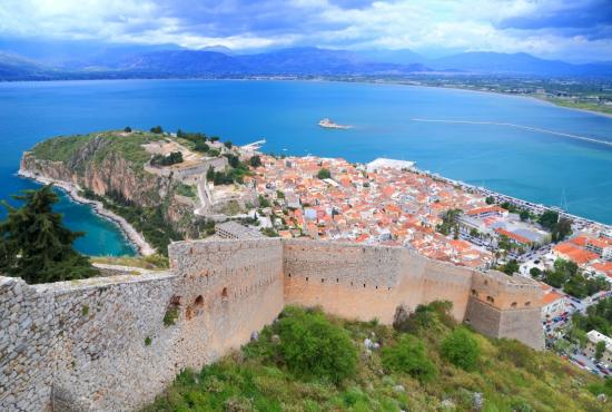 istoria-nayplio-nafplio-town-and-harbor-seen-from-the-walls-of-palamidi-fortress-greece-868-13ef.jpg