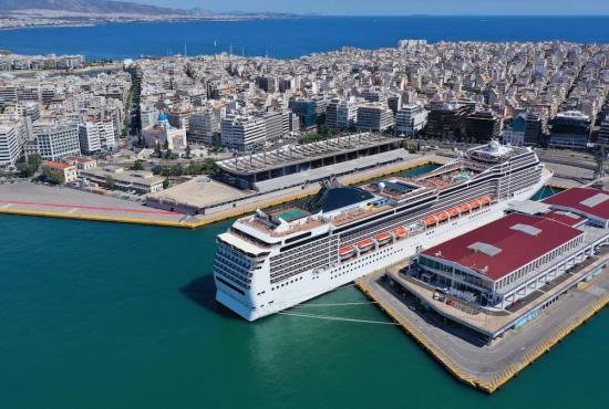 piraeus-cruise-ships.jpg