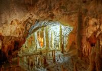 Tour to Frasassi Caves